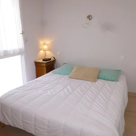 3 Pièces Proche Avec Parking - Fr-1-224c-354 Apartamento